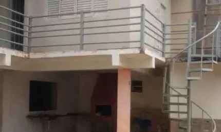 Vende-se Sobrado Comercial no bairro Nova Várzea Grande