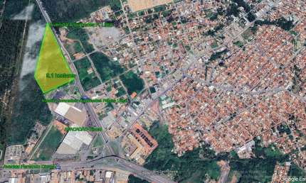 Area  na Avenida Arquimedes Pereira Lima fundos do Atacadão