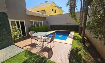 Casa com 3 quartos para alugar no Jardim Itália, Cuiabá 