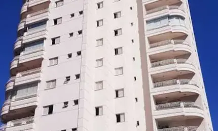 Apartamento bairro Duque de Caxias próximo shoppings Goiabeiras e Estação