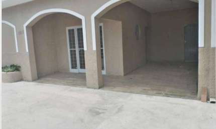 Casa Comercial e Residencial Avenida Alzira Santana