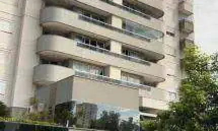 Apartamento de Luxo ao Lado do Parque Mãe Bonifácia