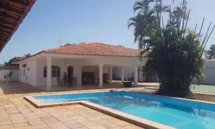 Casa comercial/residencial, Jd. Califórnia 1200m², 04 vagas, por 1.100.000