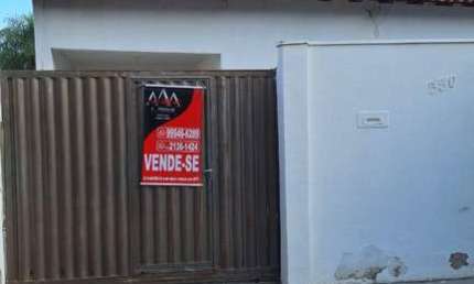 Vendo casa 03 quartos/suíte sala ampla garagem coberta por R$550.000,00