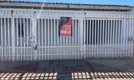 Casa com 3 quartos à venda no Cohab Cristo Rei, Várzea Grande 