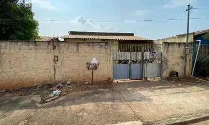 Casa à venda – bairro dr. fábio (próximo ao contorno leste)