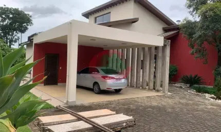 Magnifica chácara no condomínio vale das laranjeiras