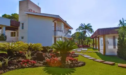 Casa Mobiliada para Venda em Atibaia, vila santista, 4 dormitórios, 4 suítes, 6 banheiros, 4 vagas