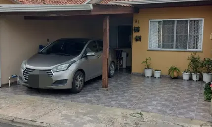 Casa em condomínio fechado com 2 quartos à venda na Rua Alberto Pasqualini, 900, Uberaba, Curitiba