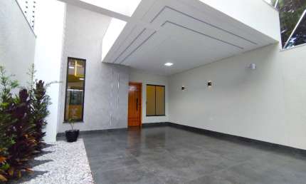 Casa com 3 quartos à venda na Rua Manaus, 84, Parque das Grevíleas II parte, Maringá