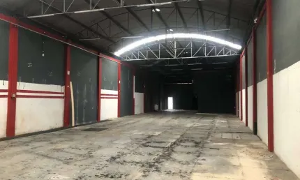 Galpão/depósito/armazém para venda tem 350 m2. sendo pavilhão + 03 salas com bh.