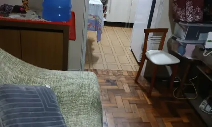 APARTAMENTO COM 02 DORMITÓRIOS E VAGA COBERTA NO JD SABARÁ/ POA.