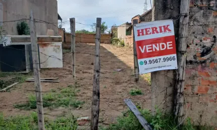 Terreno plano, aterrado e limpo, 10×40 para pavilhão ou galpão  próximo assis  brasil.