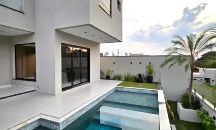 Imperdível Casa em Condomínio no Granja Anita, Mogi das Cruzes-SP: 3 suítes 3 salas, 4 banheiros, 4 vagas, 289,15 m².