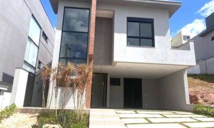 Casa a venda no Bella Citta em Mogi das Cruzes. Casa para venda no Fazenda Rodeio, Mogi das Cruzes.