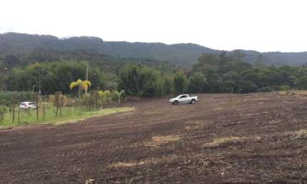 Terreno à venda na Estrada Beija-Flor, S/N, Cézar de Souza, Mogi das Cruzes