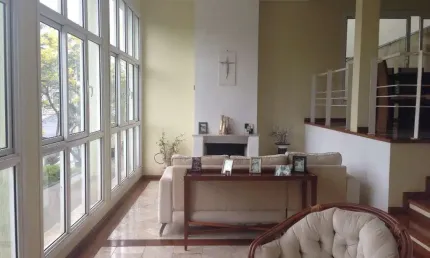 Casa a venda no condomínio real park em mogi das cruzes.