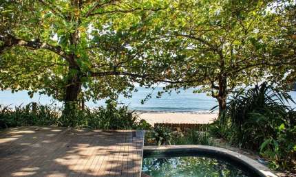 Casa a venda de frente ao mar no litoral de São Paulo. Casa para venda de frente ao mar em Toque Toque Grande. Casa a venda em São Sebastião.