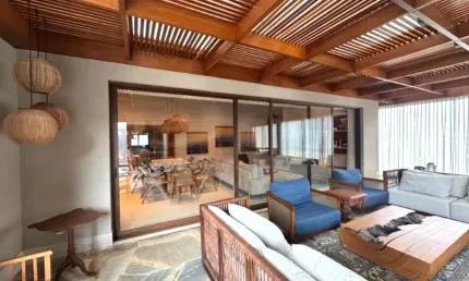 Casa de luxo em condomínio: 4 quartos, 4 suítes, 6 salas, 7 banheiros, 4 vagas de garagem em Mogi das Cruzes-SP, bairro Veredas.