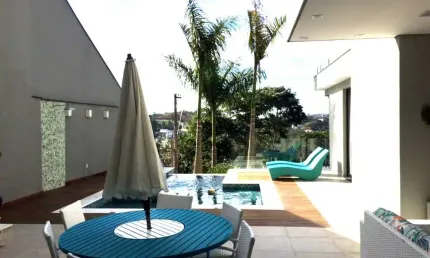 Casa a Venda no Condomínio Arujá Hills III, Jardim Imperial.