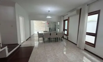 Casa em condomínio fechado com 3 quartos para alugar na Rua Coronel Cardoso de Siqueira, 3232, Real Park, Mogi das Cruzes