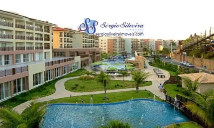 Lindo apartamento no Porto das Dunas com 2 dormitórios, lazer completo.