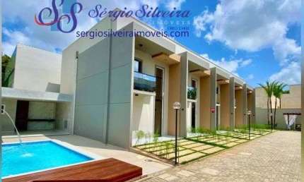 Linda casa em condomínio no  Eusébio com 3 dormitórios