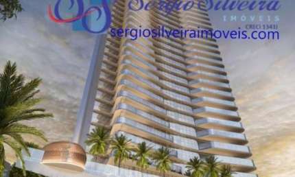 Apartamento de alto padrão no Meireles com 4 suítes