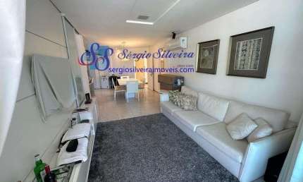 Apartamento mobiliado e com linda vista mar no Porto das Dunas - Paraíso das Dunas