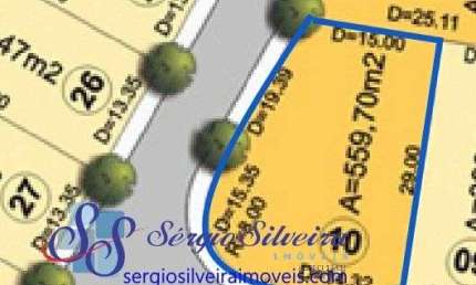 Lote de esquina com 559,70m² no Jardins Ibiza - Eusébio