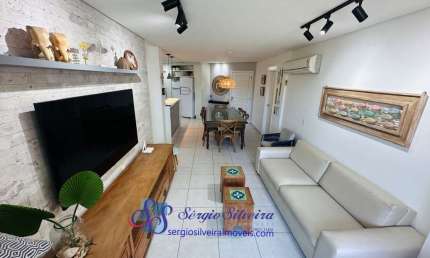 Apartamento com 3 suítes, nascente e mobiliado no Porto das Dunas.