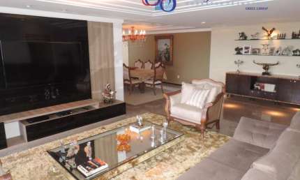 Apartamento no Ed. Forest Park no Meireles com 4 suítes