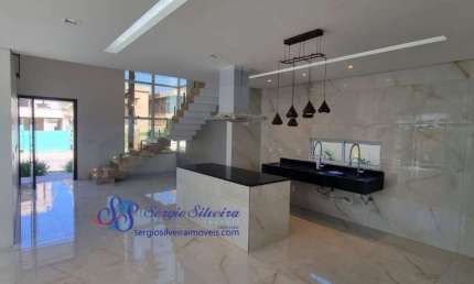 Belíssima casa no Eusébio cidade Alpha no terras 3. com 4 suítes