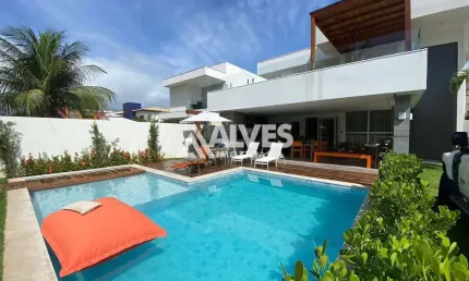 Casa de alto padrão com 5 suítes piscina e área gourmet (porteira fechada )