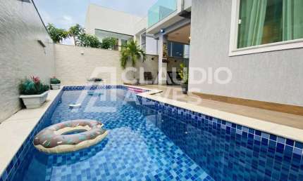 CASA DE ALTO PADRÃO COM 4 QUARTOS SENDO 3 SUÍTES - PISCINA E ÁREA GOURMT