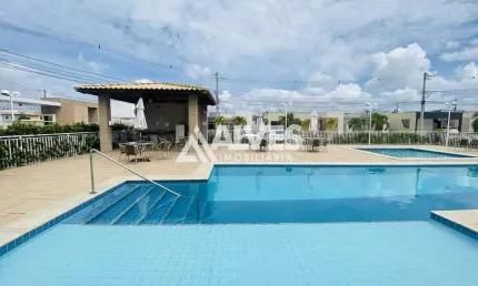 CASA COM 2 QUARTOS EM CONDOMÍNIO NO PAIRRO PAPAGAIO