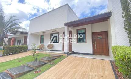 Casa em condomínio fechado com 4 quartos à venda na Rua Rio Verde, Santa Mônica, Feira de Santana