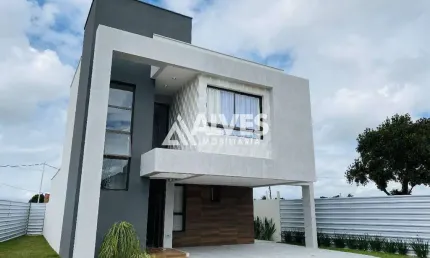 CASA COM 4 QUARTOS SENDO 2 SUÍTES NO BAIRRO SIM RESERVA EVO