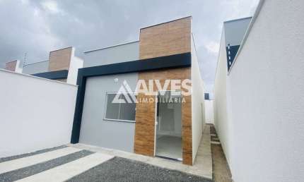 CASA COM 2 QUARTOS SENDO 2 SUÍTES NO BAIRRO CONCEIÇÃO