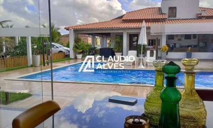 CHÁCARA DE ALTO PADRÃO COM PISCINA E ÁREA DE LAZER COMPLETA