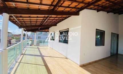 CASA COM 3 QUARTOS SENDO 1 SUÍTE  E COM ÁREA GOURMET NO BAIRRO CONCEIÇÃO