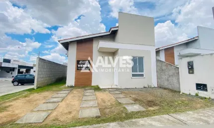 CASA COM 2 QUARTOS EM CONDOMÍNIO NO BAIRRO PAPAGAIO