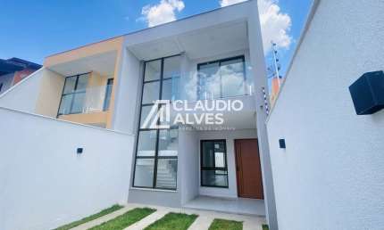 CASA COM 3 SUÍTES CLOSET VARANDA E ÁREA GOURMET NO BAIRRO CIDADE NOVA