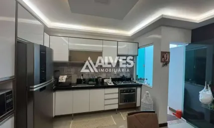 CASA MOBILIADA COM 3 QUARTOS SENDO 2 SUÍTES NA REGIAO DA AV. FRAGA MAIA
