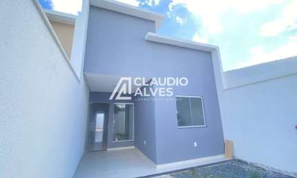 CASA COM 2 QUARTOS SENDO 1 SUÍTE COM ESPAÇO GOURMET NO BAIRRO MANGABEIRA