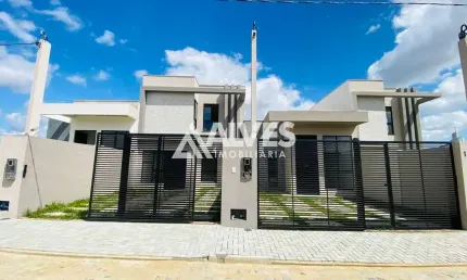 CASA COM 3 QUARTOS SENDO 1 SUÍTE NA REGIAO DA AV. FRAGA MAIA