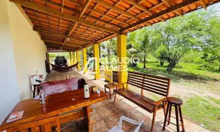 FAZENDA COM 202 TAREFAS CASA SEDE COM 4 QUARTSO SENDO 2 SUÍTES