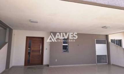 CASA SEMI-MOBILIADA COM 3 QUARTOS SENDO 1 SUÍTE E ÁREA GOURMET