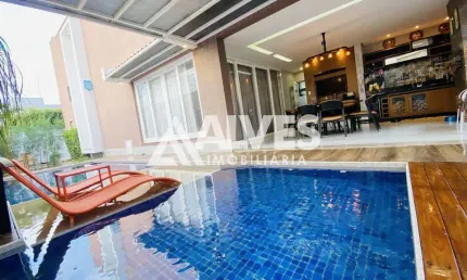 CASA DE ALTO PADRÃO COM 4 SUÍTES PISCINA E ÁREA GOURMET  NATURE VILLVE