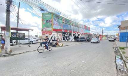 TERRENO COM 8.700 M2 NO BAIRRO CONCEIÃO EM FEIRA DE SANTANA